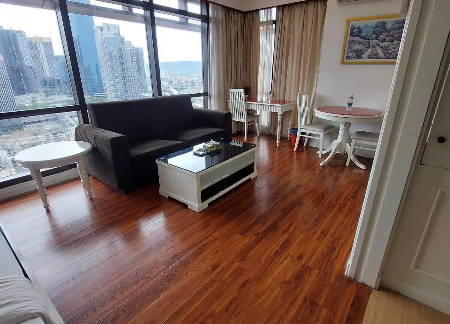 M3 Suite And Service Time Square Kl Kuala Lumpur Apartment